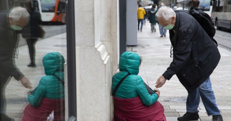 En Suisse, la pauvreté n'a pas le même visage en ville qu'à la campagne - rts.ch