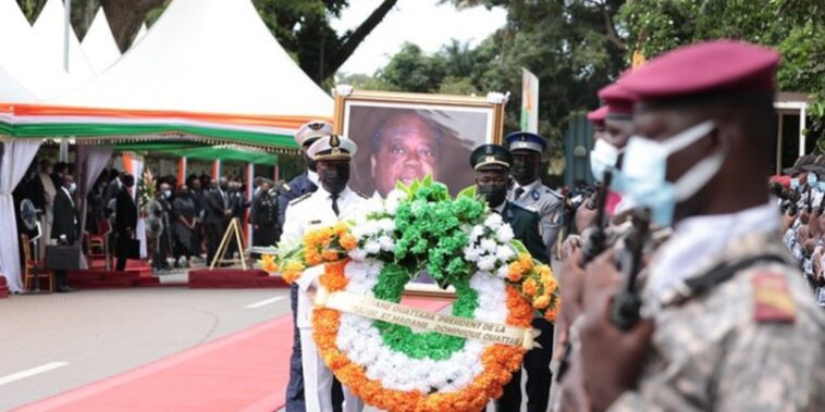 Gbagbo et Bédié de nouveau réunis, aux funérailles de Charles Konan Banny  – Jeune Afrique