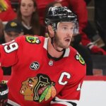 Jonathan Toews n’est pas très enthousiaste