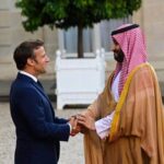 Le dîner entre Macron et MBS à l’Élysée fait polémique: “Il n'est autre qu'un tueur”