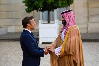 Le dîner entre Macron et MBS à l’Élysée fait polémique: “Il n'est autre qu'un tueur”