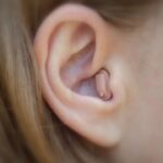 En audiologie, le panier sans reste à charge représente 40 % des aides auditives.