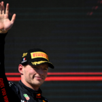 Max Verstappen vainqueur devant Lewis Hamilton