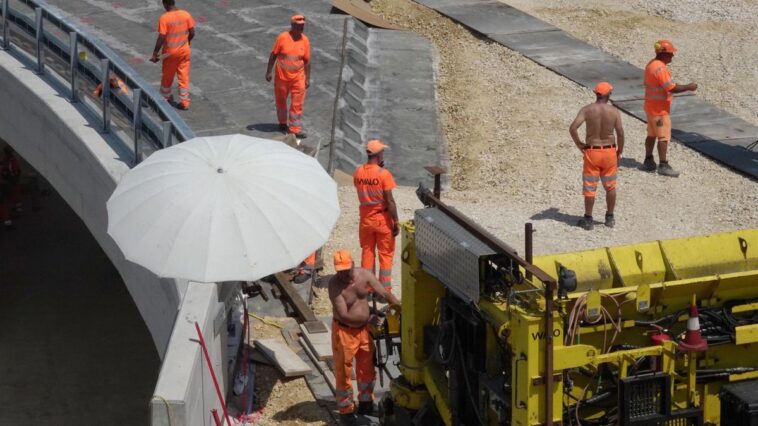 Ouvriers vaudois assoiffés: L’eau manque sur plus de 40% des chantiers, les patrons bottent en touche