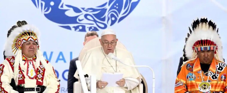 Pensionnats: le pape «demande pardon pour le mal commis» contre les Autochtones