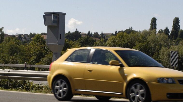 Vaud: Un chauffard flashé à 239 km/h sur l’autoroute dans le secteur d’Aigle