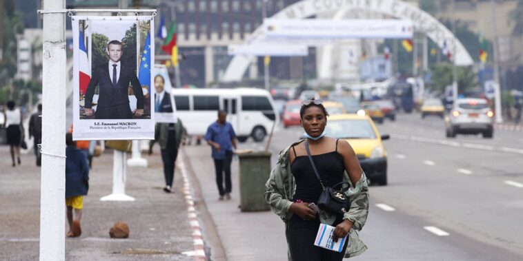 la visite d’Emmanuel Macron au Cameroun divise – Jeune Afrique