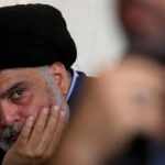 le leader chiite Moqtada al-Sadr réclame la dissolution du Parlement et des élections