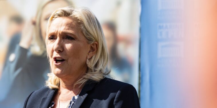 A Agde, Marine Le Pen loue la «vague patriote» en Europe