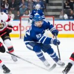 Alex Steeve se lève pour les Maple Leafs