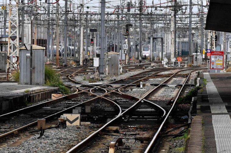 Crise à SNCF Réseau : le chef de train débarqué