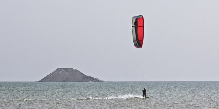 Dakhla, capitale du kitesurf – Jeune Afrique