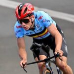 EN DIRECT: c’est parti pour Evenepoel, Foss prend provisoirement la tête