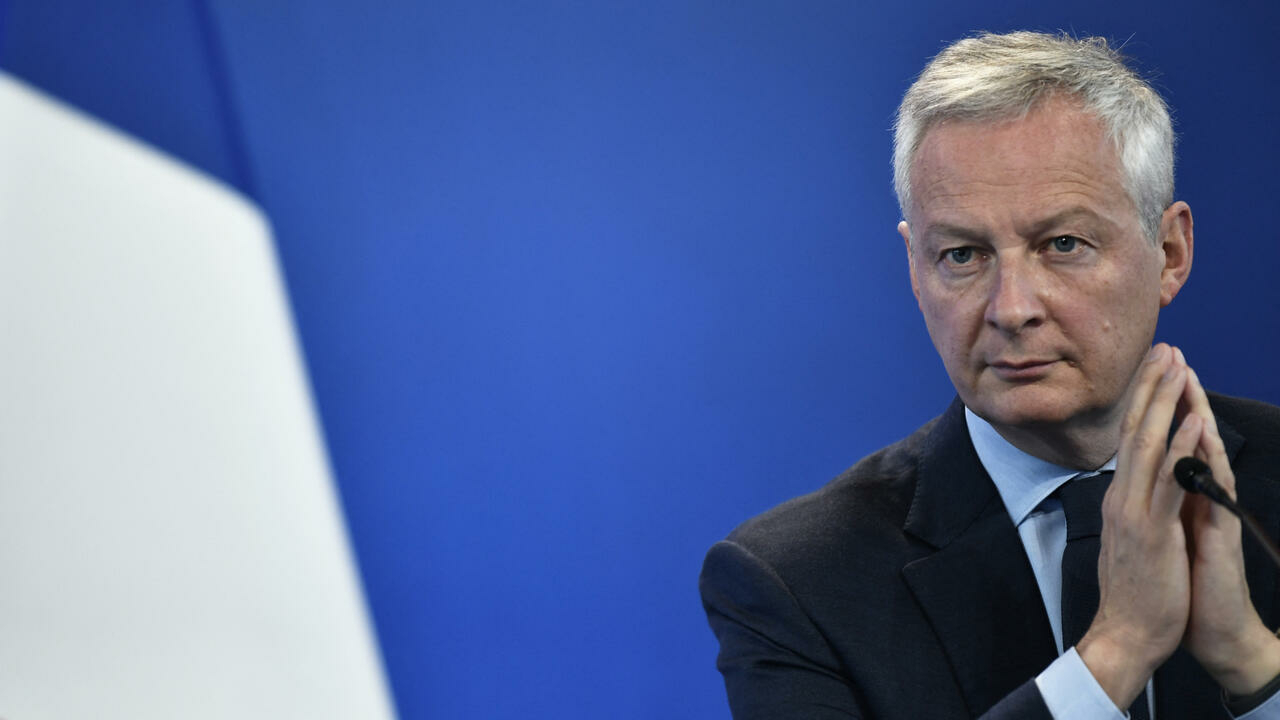 "La France est à l'euro près", explique Bruno Le Maire