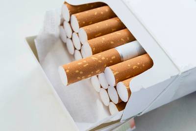 La douane saisit 5,6 millions de cigarettes de contrefaçon et arrête quatre trafiquants