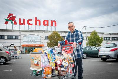 Le même caddie en Belgique, en France et aux Pays-bas: où faire ses courses revient-il le moins cher?