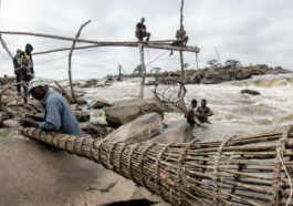 RD Congo : les pêcheurs acrobates veulent développer le tourisme autour des chutes Wagenya