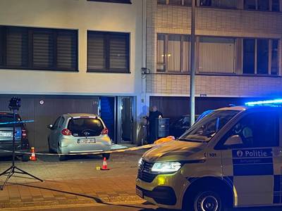 Une nouvelle explosion liée au milieu de la drogue à Merksem: un hall d’immeuble détruit