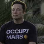 comment Elon Musk utilise Starlink satellite pour faire sa pub