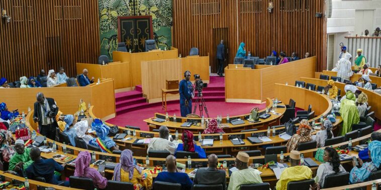 divisée, l’opposition peut-elle faire front contre Macky Sall ? – Jeune Afrique