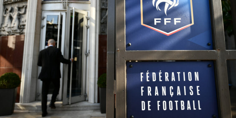 la FFF s'engage à réviser la convention «dans les plus brefs délais»