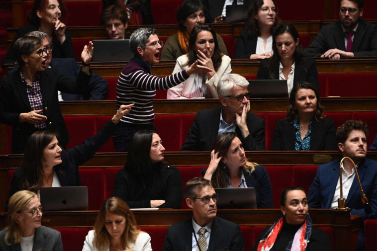 A l’Assemblée nationale, le gouvernement et la Nupes se rendent coup pour coup sur leurs affaires