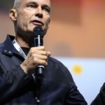 Bertrand Piccard va repartir faire un tour du monde en zeppelin solaire - rts.ch