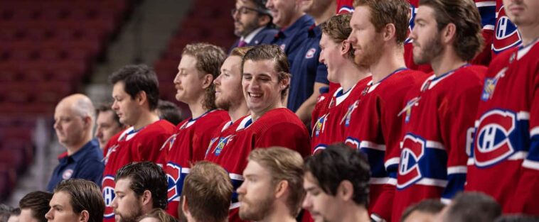 Canadien: une photo d’équipe avec des sourires