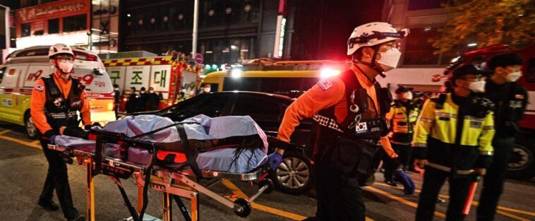 [EN IMAGES] Au moins 151 morts dans une bousculade lors d'une fête d'Halloween à Séoul