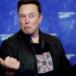 Elon Musk a pris le contrôle de Twitter et licencié des dirigeants, selon la presse américaine