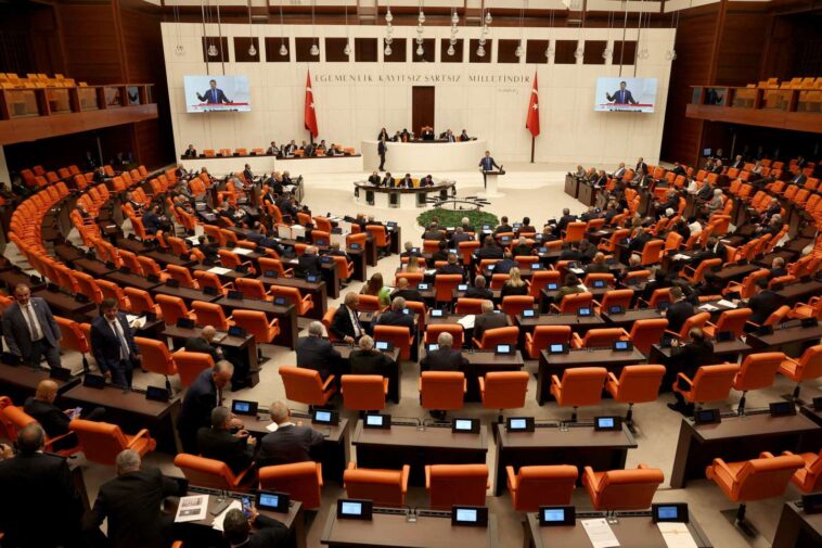 En Turquie, un nouveau tour de vis contre la liberté d’informer à huit mois des élections