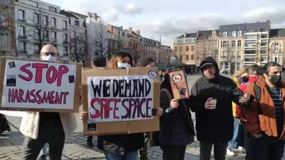 Environ 150 personnes manifestent contre les violences sexuelles et sexistes à l'UCLouvain