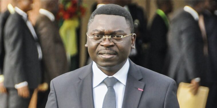 Ferdinand Ngoh Ngoh visé par un mandat d’amener – Jeune Afrique