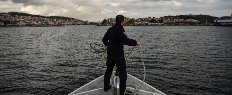 Grèce: au moins 15 morts, une trentaine de disparus dans le naufrage d’embarcations de migrants