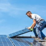 Initiative des Vert'libéraux pour des panneaux solaires sur les toits