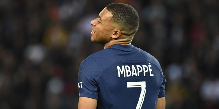 « Je n'ai jamais demandé mon départ du Paris SG », assure Mbappé