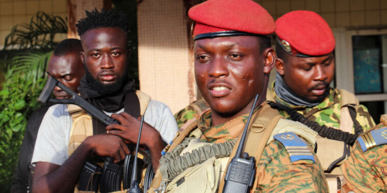 « Le coup d’Etat contre le lieutenant-colonel Damiba est une preuve des divisions qui existent au sein de l’armée »