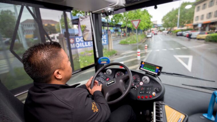 Les chauffeurs de bus d'Annemasse menacent de bloquer la région