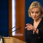 Liz Truss limoge le ministre des Finances et renonce à des baisses d'impôts