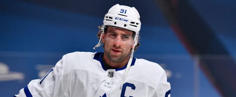 Maple Leafs de Toronto: John Tavares fait de petits progrès