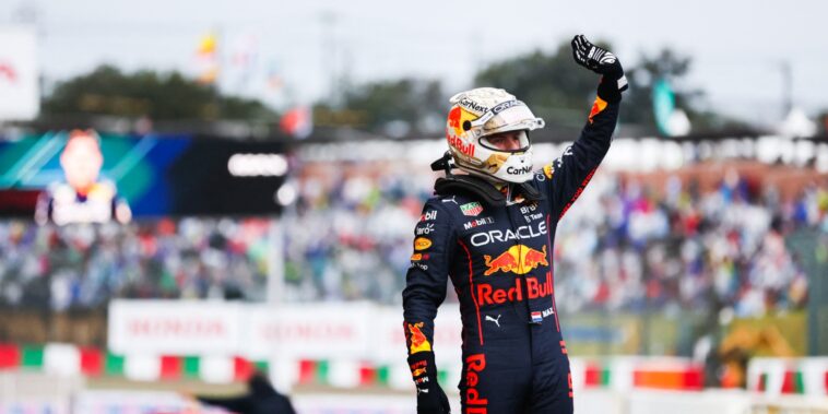 Max Verstappen champion du monde dans la confusion au Japon