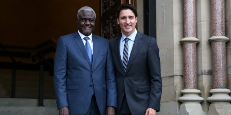 Moussa Faki Mahamat, la tête à N’Djamena, les pieds au Canada – Jeune Afrique