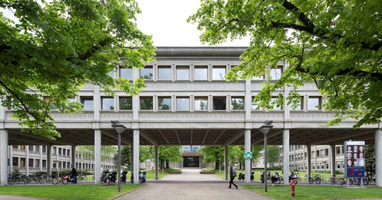 Nouveau centre de compétence pour former les enseignants à l'Université de Fribourg - rts.ch