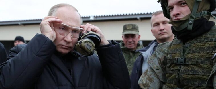 Poutine a visité un terrain d’entraînement pour soldats mobilisés
