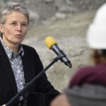 Toujours "passionnée", Anne-Catherine Lyon revient en politique et vise les fédérales - rts.ch