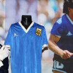 Un maillot mythique de Maradona exposé au Qatar pendant le Mondial-2022