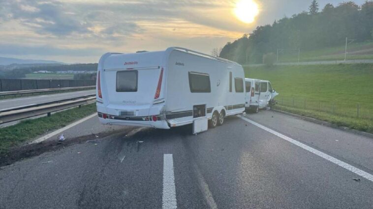 Une caravane accidentée a bloqué l’autoroute