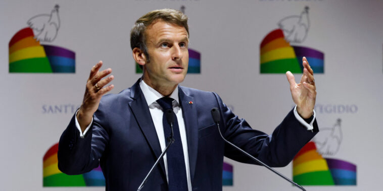 «Une paix est possible» quand les Ukrainiens «le décideront», dit Emmanuel Macron