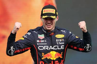 Verstappen s’offre une 14e victoire sur la saison, un record