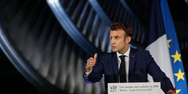 comment va se dérouler la concertation grand public lancée par Emmanuel Macron ?